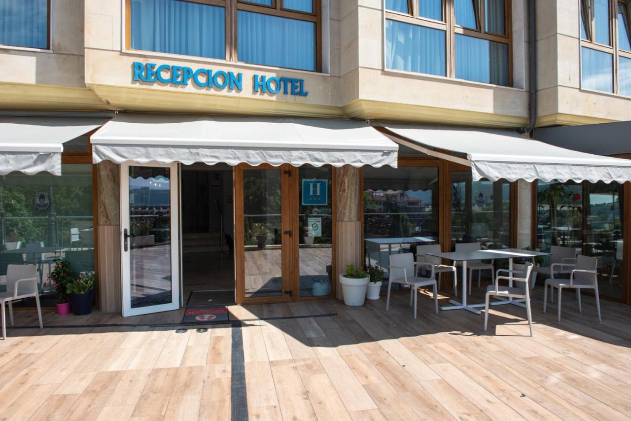Hotel Faro De San Vicente 산비센테데라바케라 외부 사진