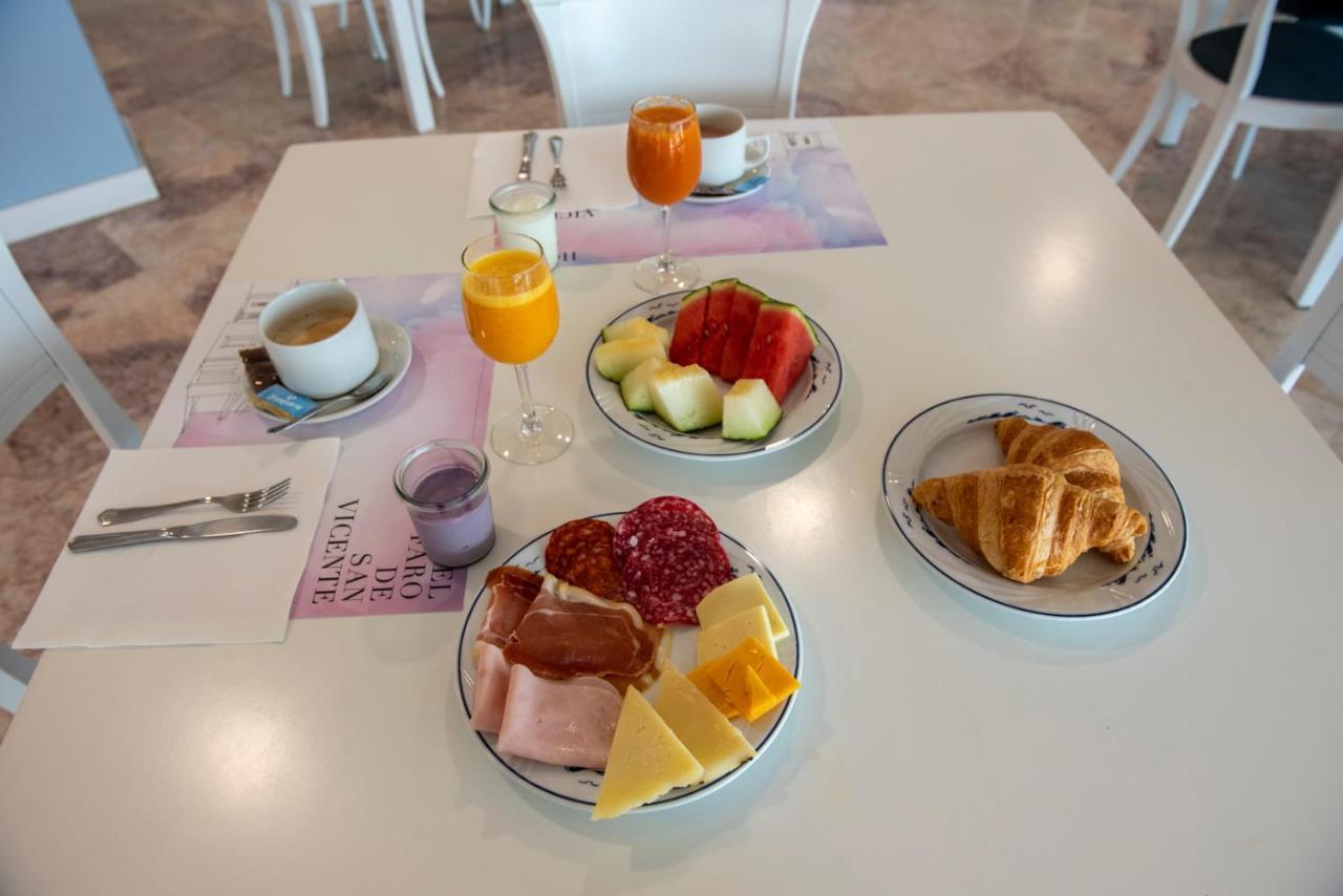Hotel Faro De San Vicente 산비센테데라바케라 외부 사진